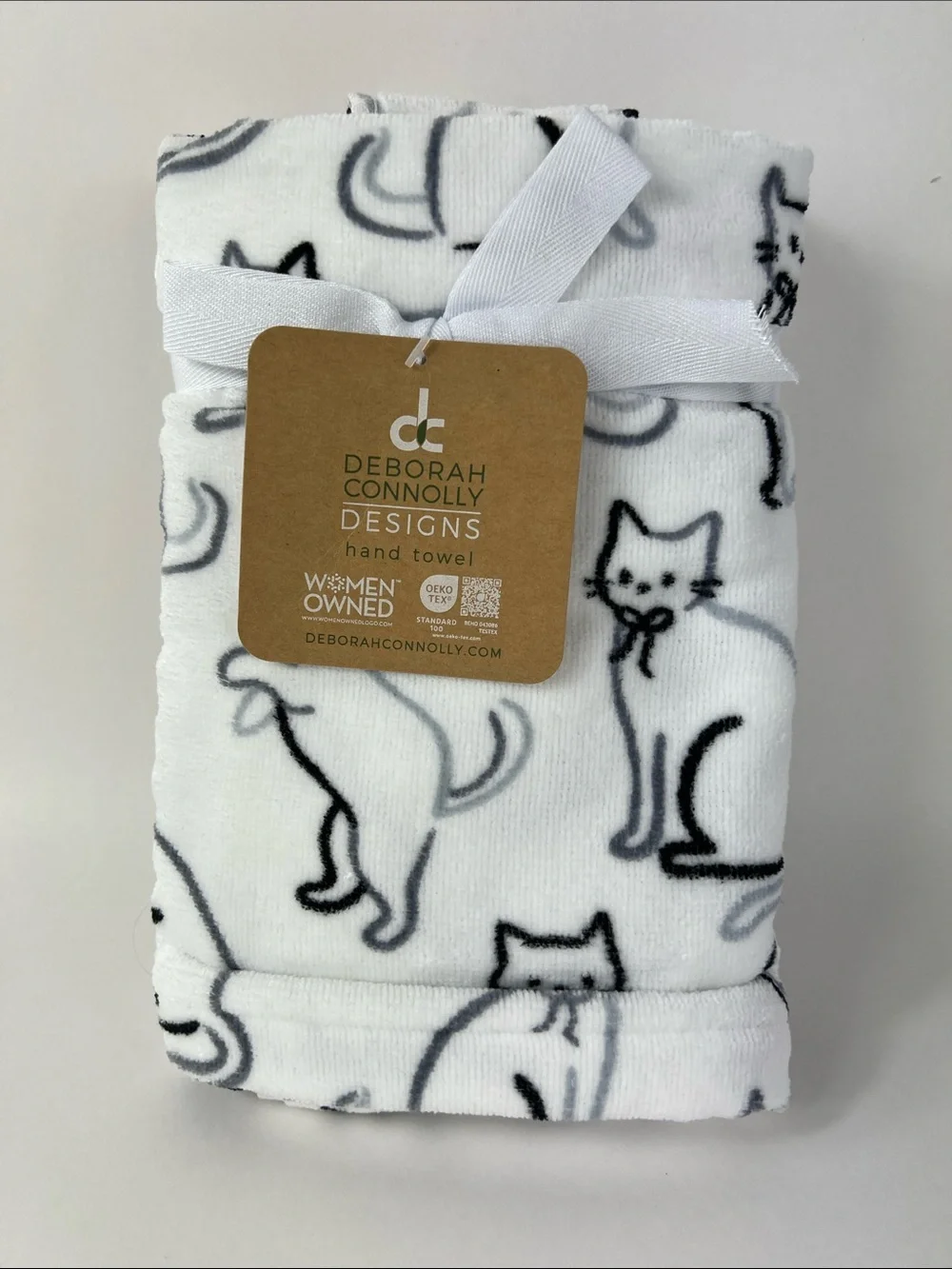 Deborah Connolly Bathroom Hand Towels Cat Kittens Black White Gray Set of 2 NEW